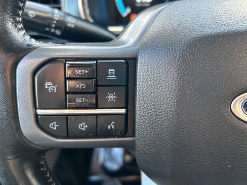 Used 2022 Ford F150 Lariat w/ Equipment Group 502A High image 24