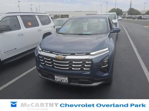 Used 2025 Chevrolet Equinox LT FWD image 8