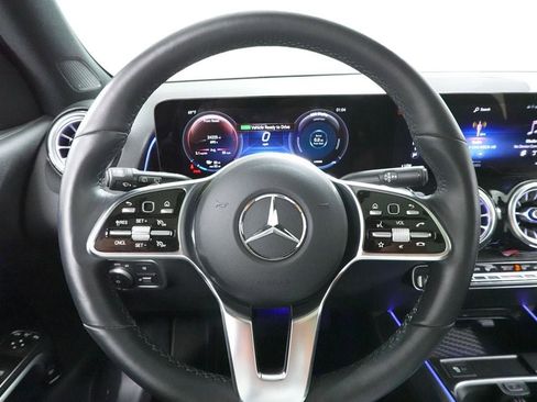 Used 2023 Mercedes-Benz EQB 300 4MATIC w/ Exclusive Package image 12