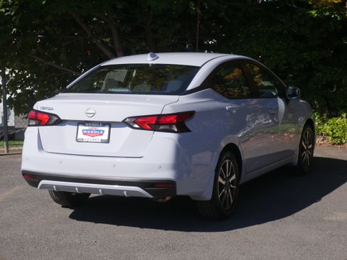 New 2025 Nissan Versa SV w/ Trunk Package image 18