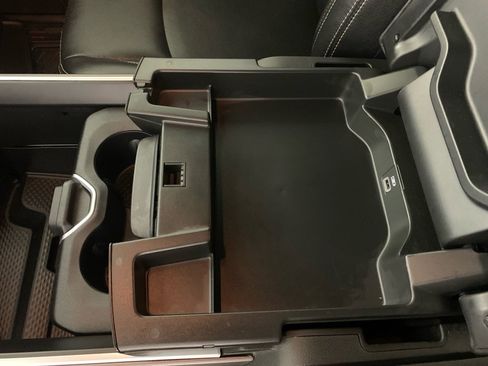 Used 2022 RAM 2500 Big Horn w/ Level 1 Equipment Group image 30