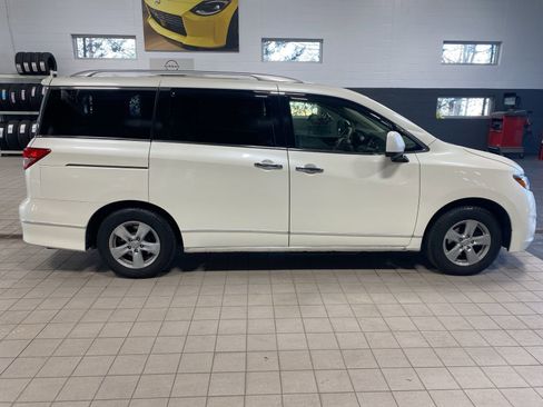 Used 2015 Nissan Quest SV image 28