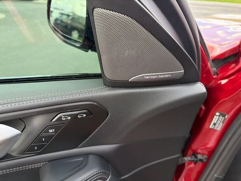 Used 2023 BMW X6 xDrive40i w/ M Sport Package image 22