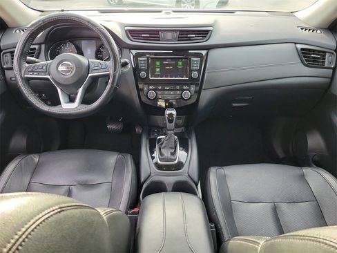 Used 2020 Nissan Rogue SL w/ Premium Package image 13