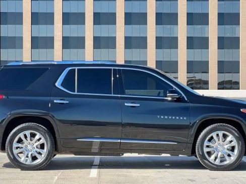 Used 2018 Chevrolet Traverse High Country w/ LPO, Cargo Package image 6