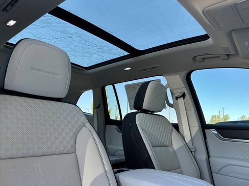 New 2026 GMC Acadia Denali w/ Super Cruise Package FWD image 15