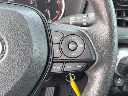 Used 2024 Toyota RAV4 LE image 18