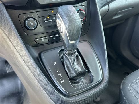 Used 2022 Ford Transit Connect XL image 31