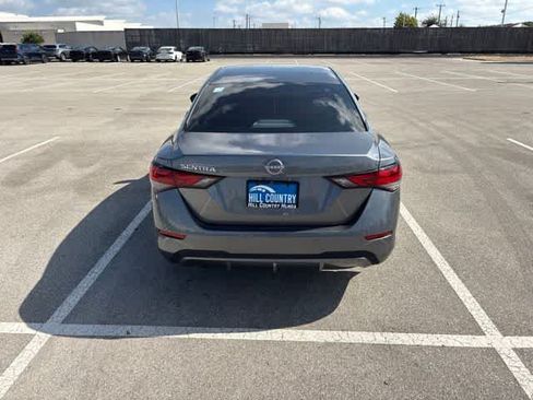 Used 2024 Nissan Sentra S FWD image 4