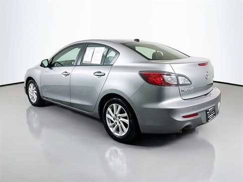 Used 2012 MAZDA MAZDA3 i Grand Touring w/ Tech Pkg image 5