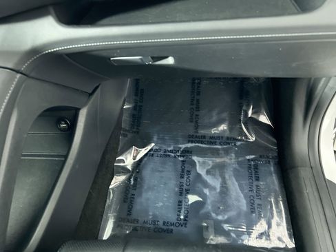 Used 2023 Hyundai Santa Fe SEL w/ Premium Package image 31