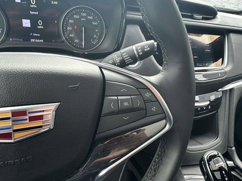 Certified 2025 Cadillac XT5 Premium Luxury w/ Technology Package image 39