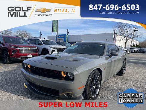 Used 2023 Dodge Challenger R/T Scat Pack RWD image 1