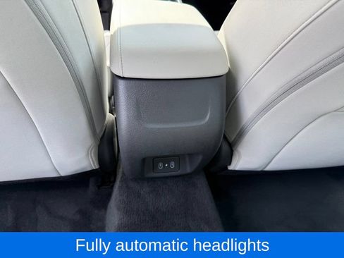 Used 2025 Hyundai Sonata SEL FWD image 17