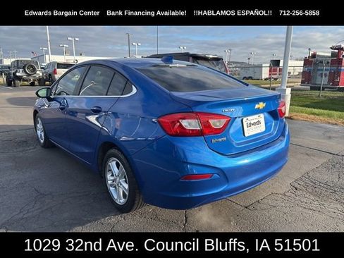 Used 2018 Chevrolet Cruze LT w/ Convenience Package image 6