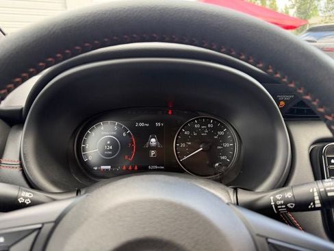 Used 2024 Nissan Kicks SR FWD image 14
