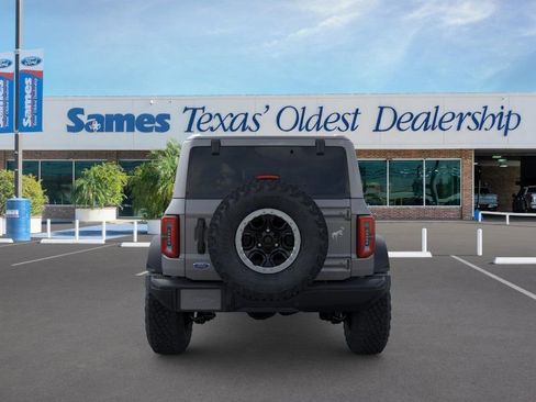 New 2025 Ford Bronco Badlands image 5