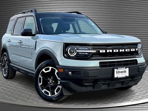 Used 2024 Ford Bronco Sport Outer Banks w/ Tech Package image 3