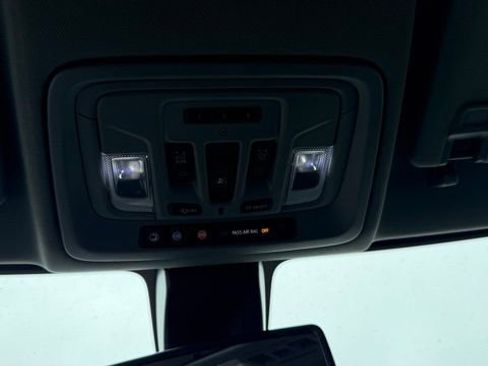 Used 2022 GMC Sierra 2500 Denali image 31