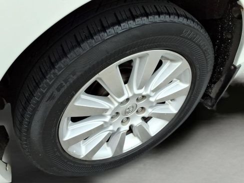 Used 2015 Toyota Sienna Limited Premium AWD/4WD image 8