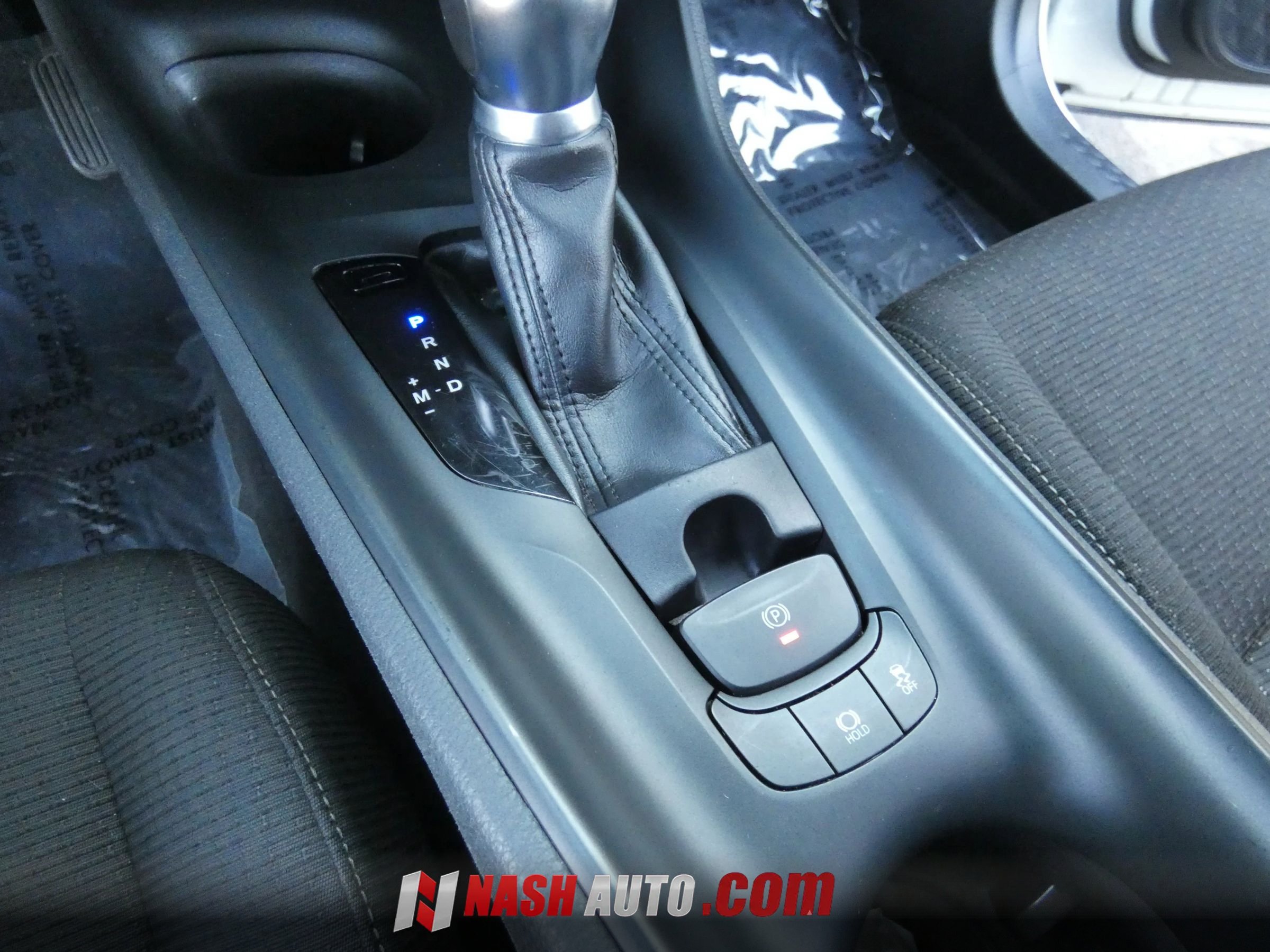 Used 2019 Toyota C-HR LE FWD image 44