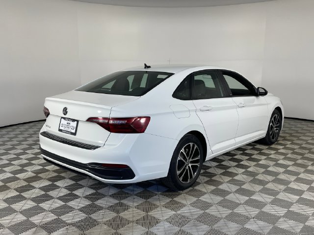 Used 2024 Volkswagen Jetta Sport FWD image 23