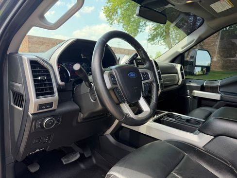 Used 2021 Ford F350 Lariat AWD/4WD image 21