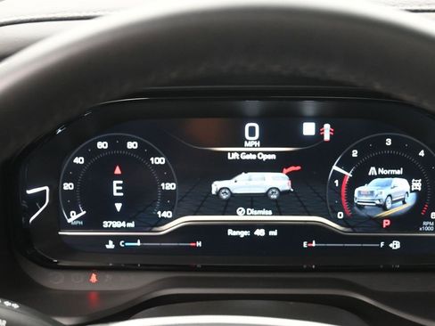 Used 2023 GMC Yukon Denali image 23