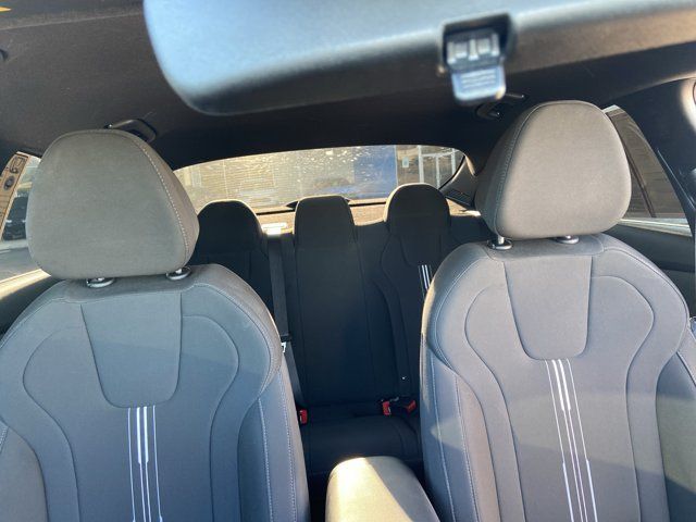 Used 2025 Hyundai Elantra Sport FWD image 19