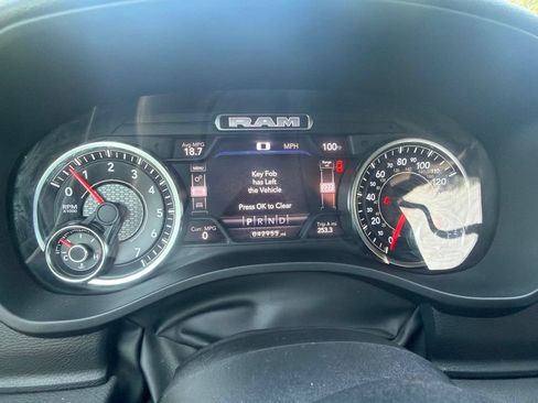 Used 2023 RAM 1500 Big Horn RWD image 17