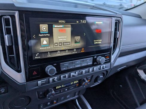 New 2025 Nissan Frontier SV w/ SV Convenience Package image 10