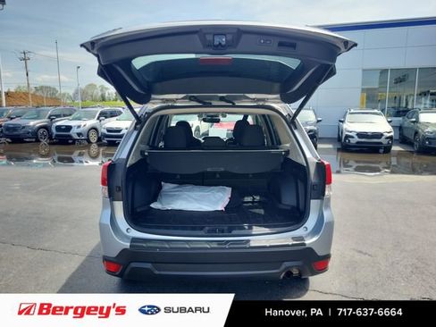 Used 2020 Subaru Forester Premium AWD/4WD image 13