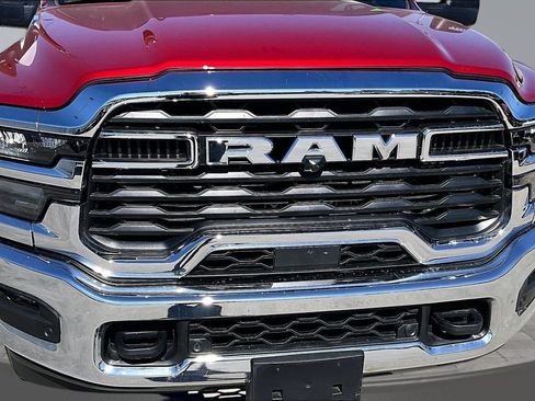 Certified 2026 RAM 2500 Big Horn AWD/4WD image 29