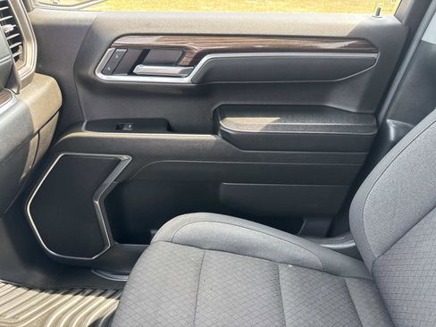 Used 2025 Chevrolet Silverado 1500 LT AWD/4WD image 27