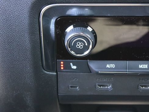 New 2027 Chevrolet Tahoe Premier w/ Advanced Technology Package AWD/4WD image 30