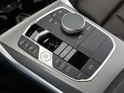 Used 2025 BMW M440i Coupe RWD image 29
