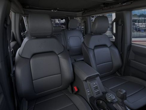 New 2026 Ford Bronco Badlands AWD/4WD image 10