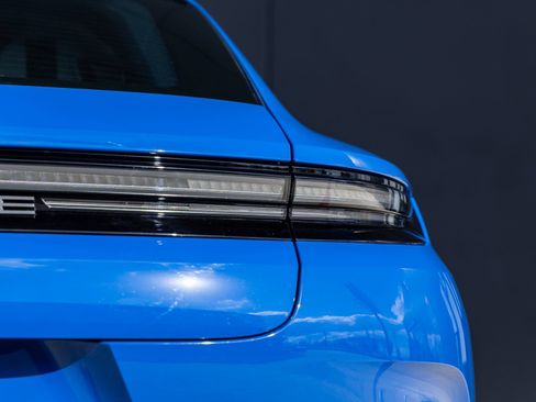 Used 2025 Porsche Panamera GTS image 14