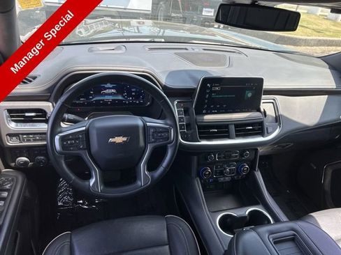 Used 2024 Chevrolet Suburban Premier AWD/4WD image 27