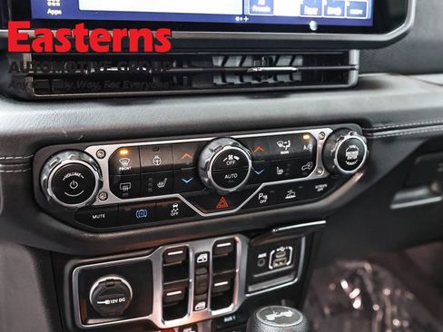 Used 2025 Jeep Wrangler Unlimited Rubicon 4xe w/ Safety Group image 19