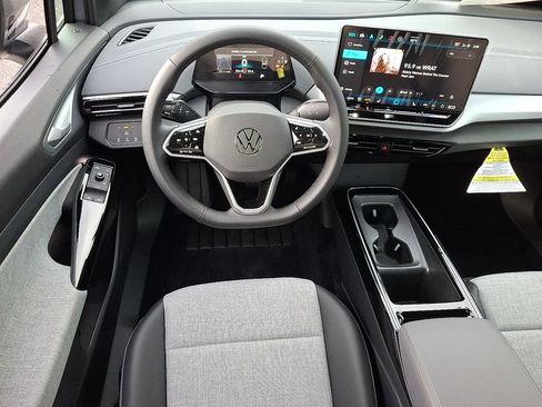 New 2025 Volkswagen ID.4 Pro image 7