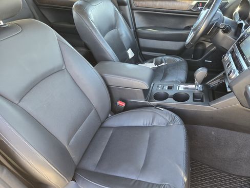 Used 2015 Subaru Outback 2.5i Limited image 19