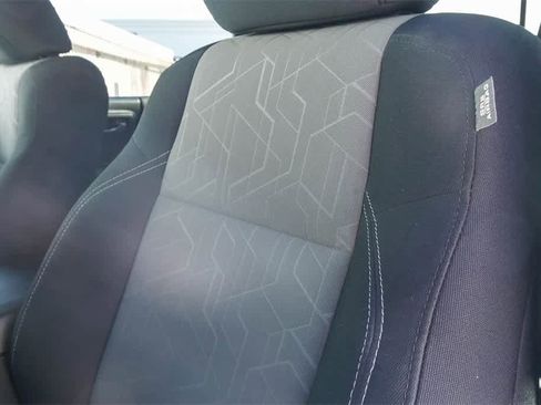 Used 2023 Toyota Tacoma TRD Sport image 21