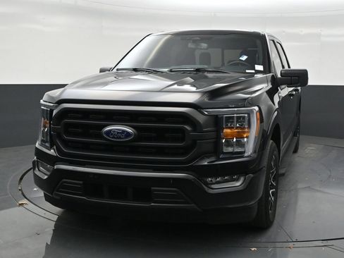 Used 2023 Ford F150 XLT w/ Equipment Group 302A High RWD image 8