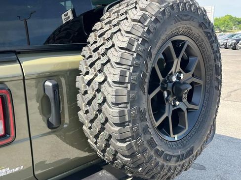 Used 2026 Jeep Wrangler Sport AWD/4WD image 7