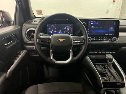 Used 2024 Chevrolet Colorado LT w/ LT Convenience Package II image 14