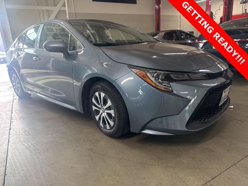 Used 2020 Toyota Corolla LE image 1