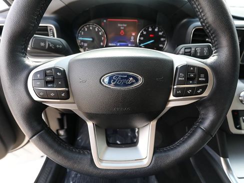 Certified 2024 Ford Explorer XLT w/ Equipment Group 202A AWD/4WD image 16