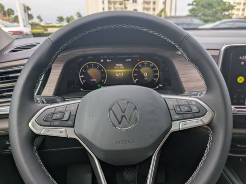 New 2026 Volkswagen Atlas SEL AWD/4WD image 31