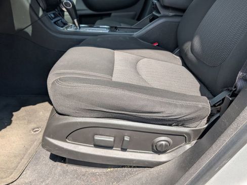 Used 2015 Chevrolet Traverse LT w/ Style and Technology Package image 13